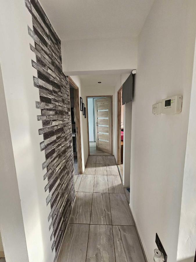 Апартаменты Modern Urban Haven: Stylish Getaway Лисберн Экстерьер фото
